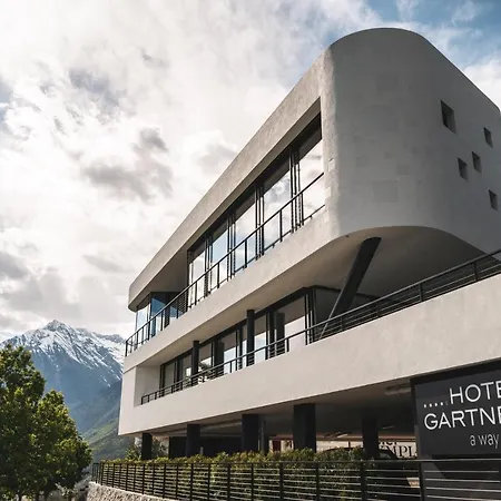 Gartner Hotel 4*